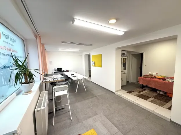 Pronájem obchodního prostoru, Praha - Vršovice, Rostovská, 56 m2