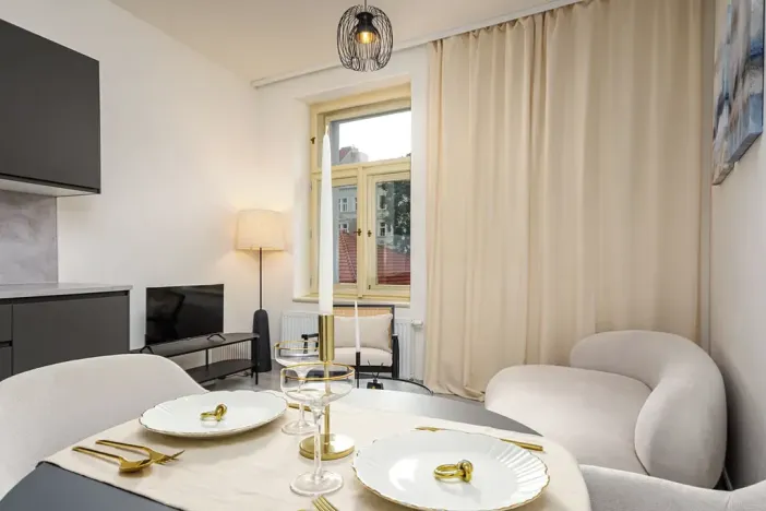 Pronájem bytu 2+kk, Praha - Vršovice, Košická, 36 m2