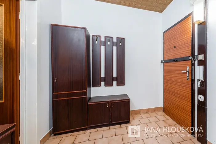 Pronájem bytu 3+1, Praha - Chodov, Bachova, 67 m2