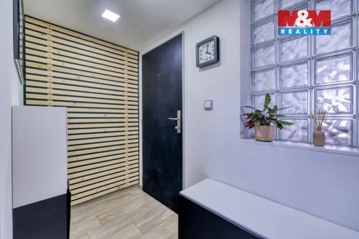 Pronájem bytu 3+kk, Plzeň - Doubravka, Školní, 60 m2