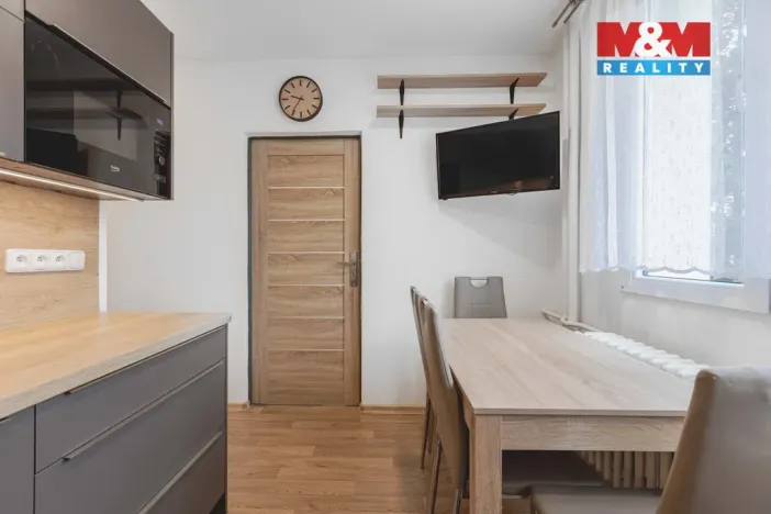 Prodej bytu 4+1, Klatovy - Klatovy III, Pod Hůrkou, 81 m2