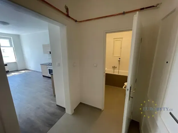 Pronájem bytu 3+kk, Praha - Žižkov, Hájkova, 76 m2