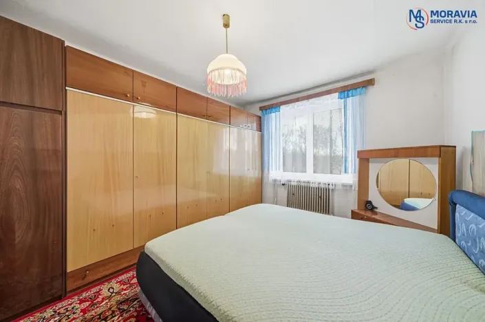 Prodej bytu 3+1, Maletín, 56 m2