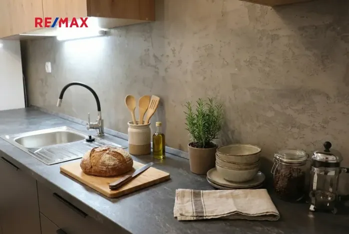 Prodej bytu 1+1, Plzeň, Jablonského, 52 m2