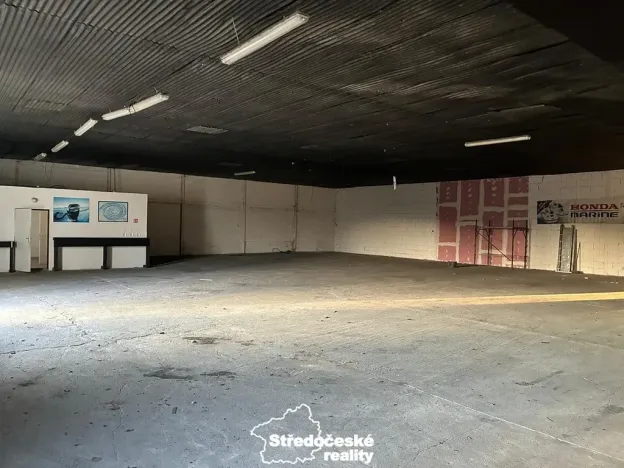 Pronájem skladu, Slapy, 1244 m2