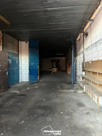 Pronájem skladu, Slapy, 1244 m2