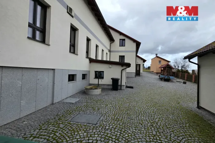 Pronájem bytu 1+kk, Čermná, 42 m2