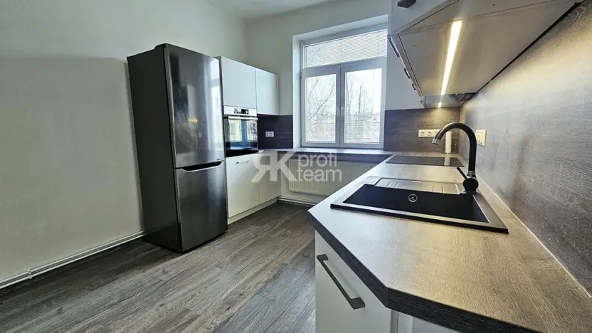 Pronájem bytu 1+1, Ostrava, Poděbradova, 55 m2