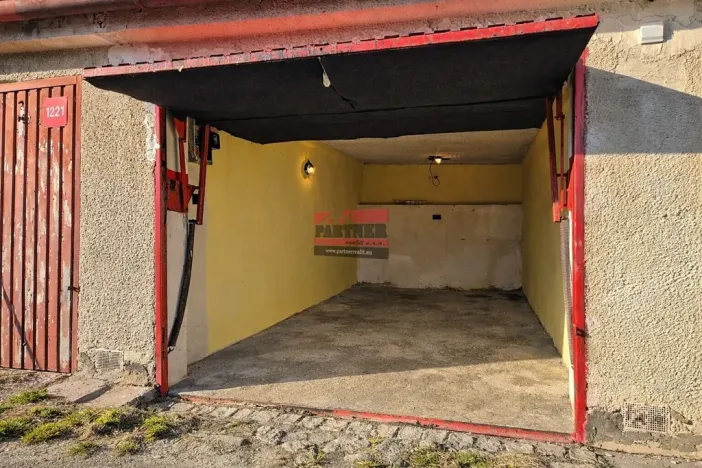 Pronájem garáže, Tábor, 18 m2