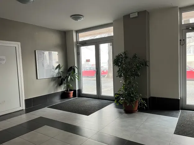 Pronájem bytu 1+1, Praha - Záběhlice, Zvonková, 40 m2