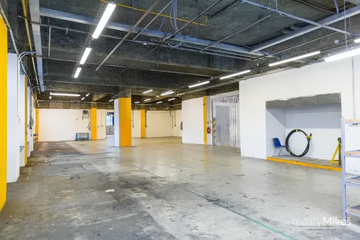 Prodej výrobních prostor, Liberec, Malodoubská, 3613 m2
