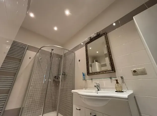 Prodej bytu 2+kk, Karlovy Vary, Vřídelní, 58 m2