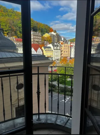 Prodej bytu 3+kk, Karlovy Vary, Divadelní náměstí, 147 m2