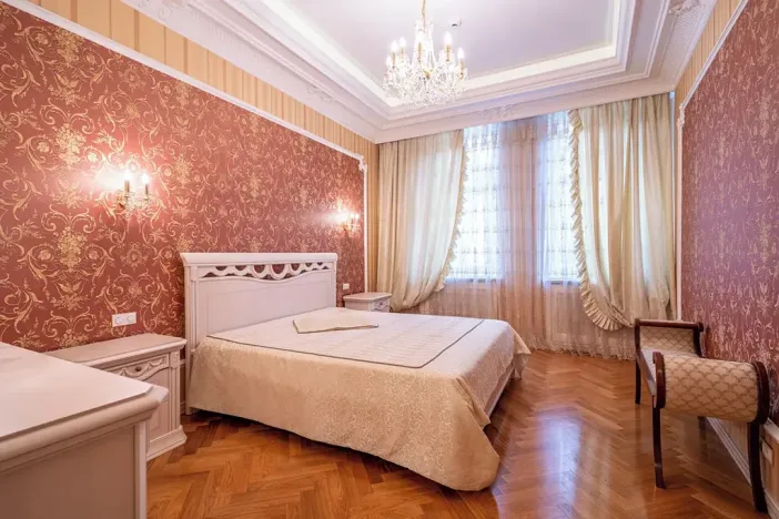 Prodej bytu 3+1, Karlovy Vary, Divadelní náměstí, 113 m2