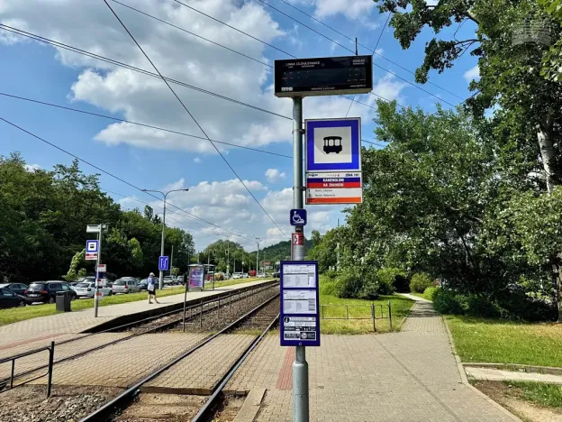 Pronájem bytu 1+kk, Brno, Bystrcká, 30 m2