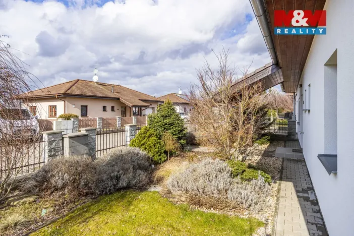 Prodej rodinného domu, Lhota pod Libčany, 78 m2