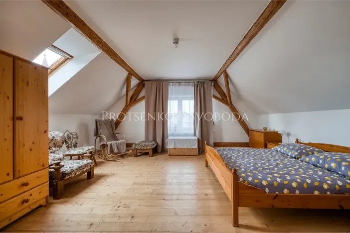 Prodej ubytování, Pardubice, Žižkova, 250 m2