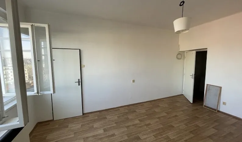 Pronájem bytu 1+kk, Praha - Břevnov, Šlikova, 29 m2