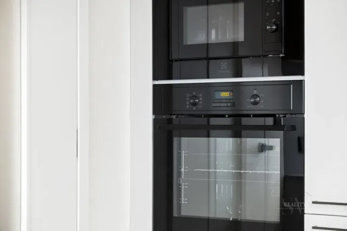 Pronájem bytu 2+kk, Praha - Troja, Pod Hrachovkou, 47 m2