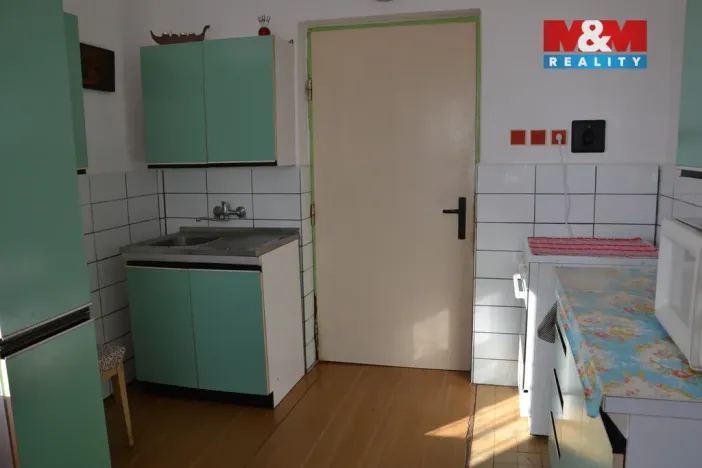 Prodej rodinného domu, Vestec, 349 m2