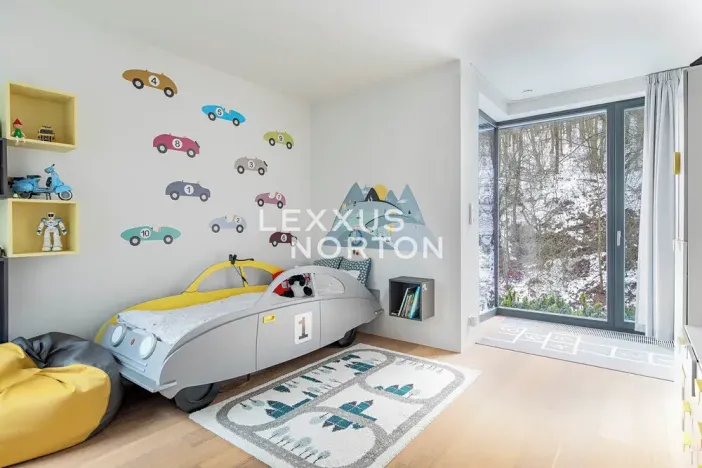 Prodej vily, Praha - Dejvice, V Šáreckém údolí, 285 m2