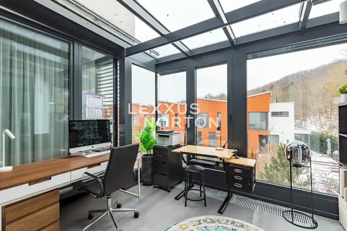 Prodej vily, Praha - Dejvice, V Šáreckém údolí, 285 m2