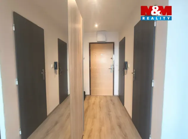 Pronájem bytu 2+kk, Kladno, Vašíčkova, 40 m2