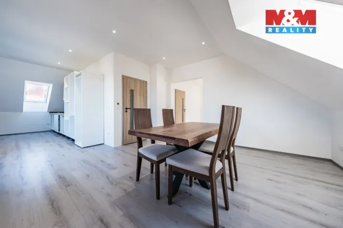 Prodej rodinného domu, Struhařov, V Domcích, 254 m2