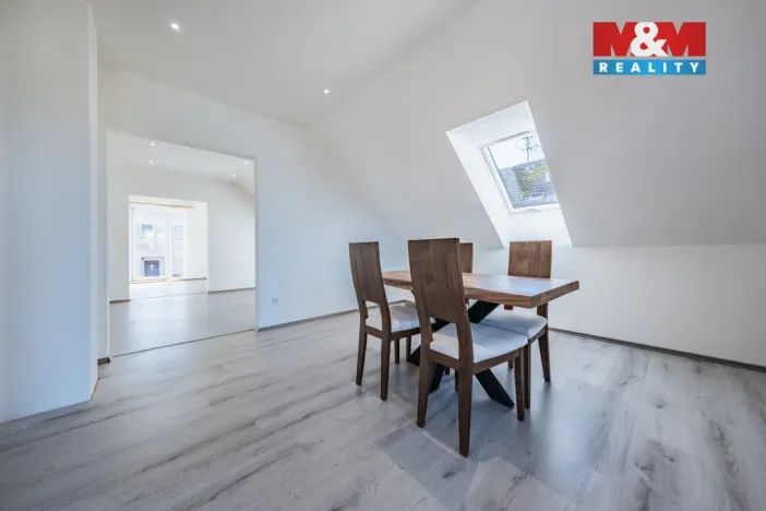 Prodej rodinného domu, Struhařov, V Domcích, 254 m2