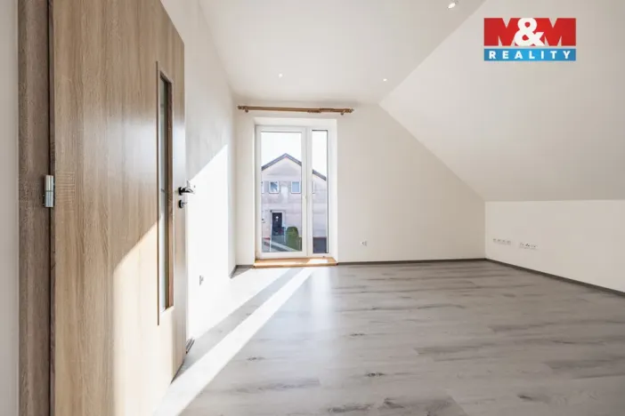 Prodej rodinného domu, Struhařov, V Domcích, 254 m2