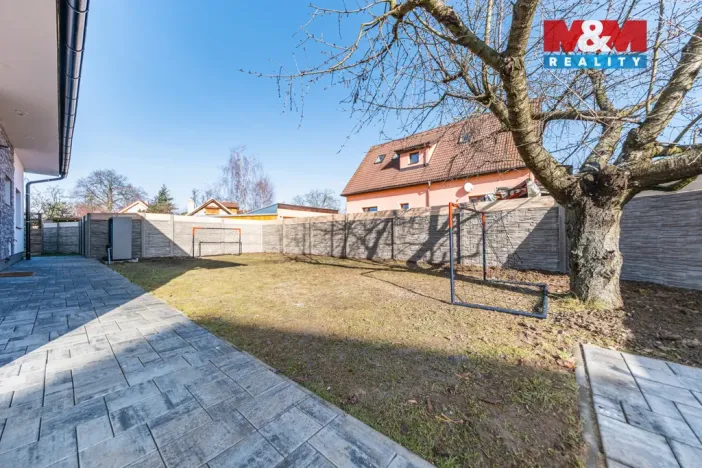 Prodej rodinného domu, Struhařov, V Domcích, 254 m2