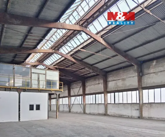 Pronájem skladu, Staré Místo, 2040 m2