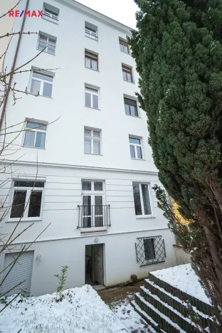 Prodej bytu 1+1, Praha - Žižkov, Seifertova, 32 m2