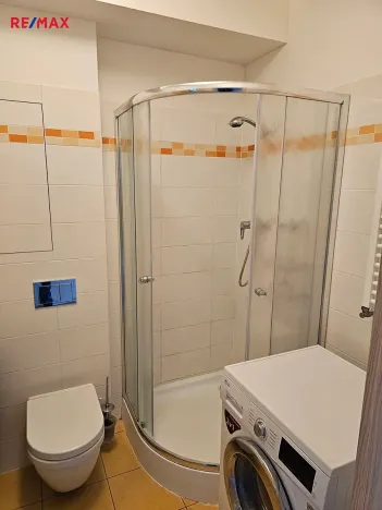 Pronájem bytu 1+kk, Praha - Vysočany, Freyova, 33 m2