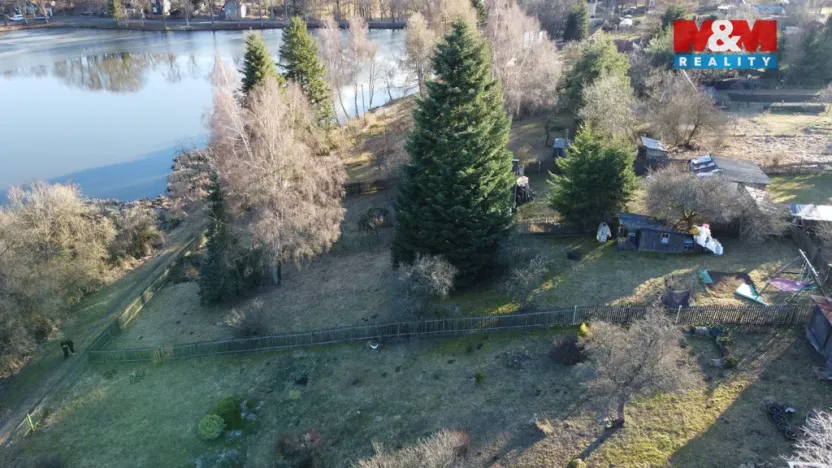 Prodej zahrady, Bochov, 908 m2