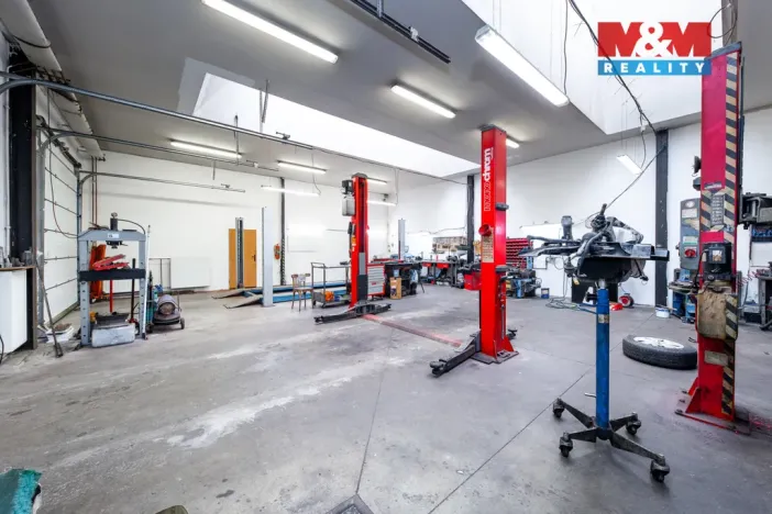 Prodej obchodního prostoru, Čebín, 500 m2