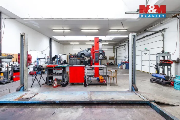 Prodej obchodního prostoru, Čebín, 500 m2