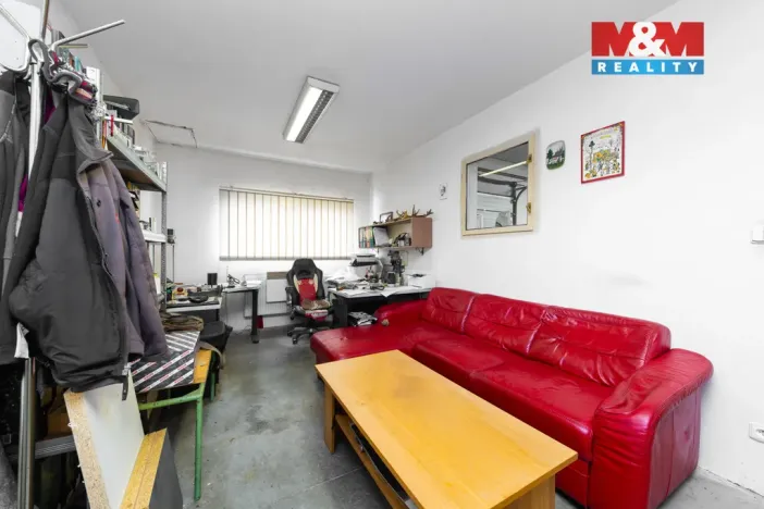 Prodej obchodního prostoru, Čebín, 500 m2