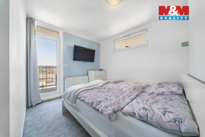 Prodej bytu 4+kk, Králův Dvůr, 89 m2