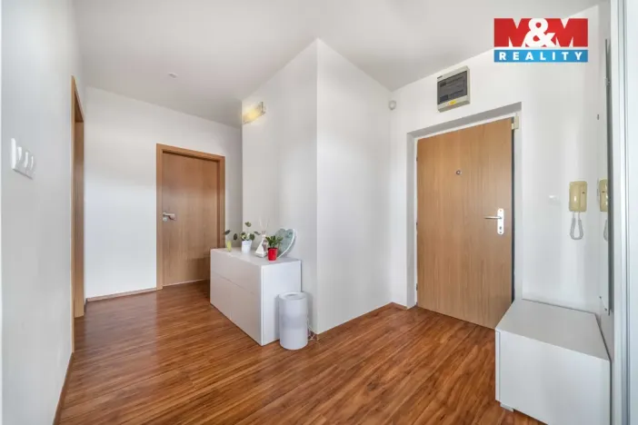 Prodej bytu 4+kk, Králův Dvůr, 89 m2