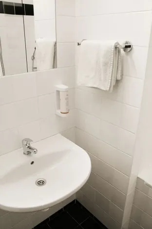 Pronájem bytu 1+kk, Praha - Smíchov, Křížová, 27 m2