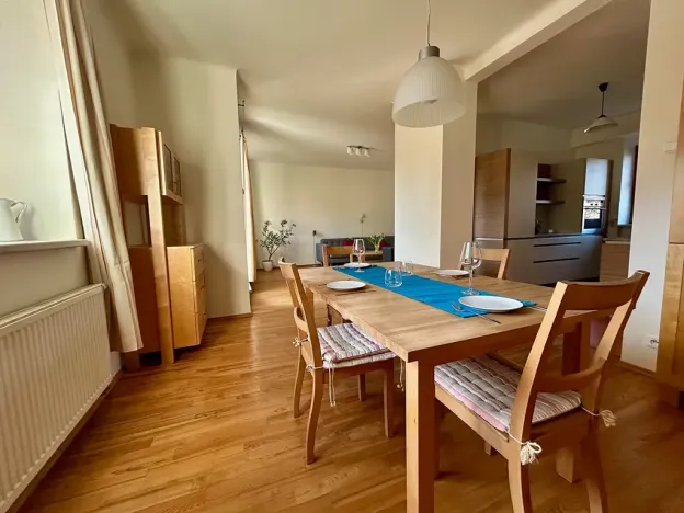 Pronájem rodinného domu, Praha - Horní Počernice, Běchorská, 145 m2