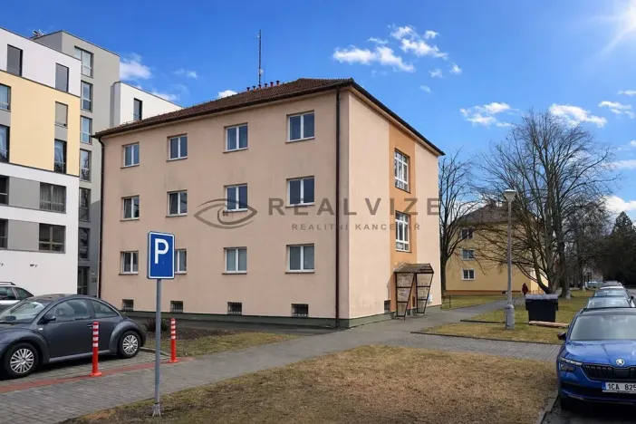 Prodej bytu 1+1, České Budějovice, Hálkova, 30 m2