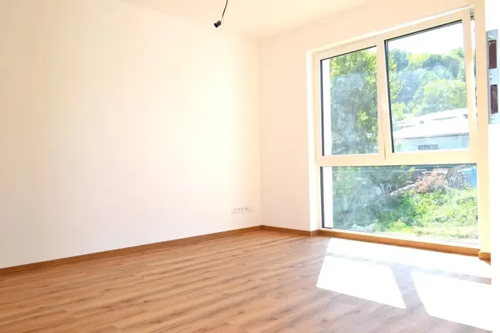 Pronájem rodinného domu, Jenišov, Slunná, 117 m2