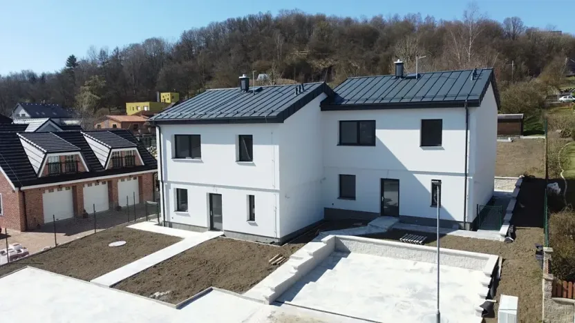 Pronájem rodinného domu, Jenišov, Slunná, 117 m2