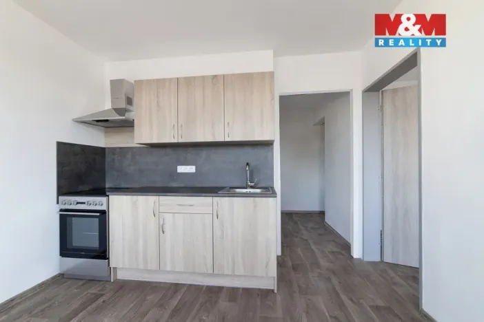 Pronájem bytu 1+1, Sokolov, Nádražní, 40 m2