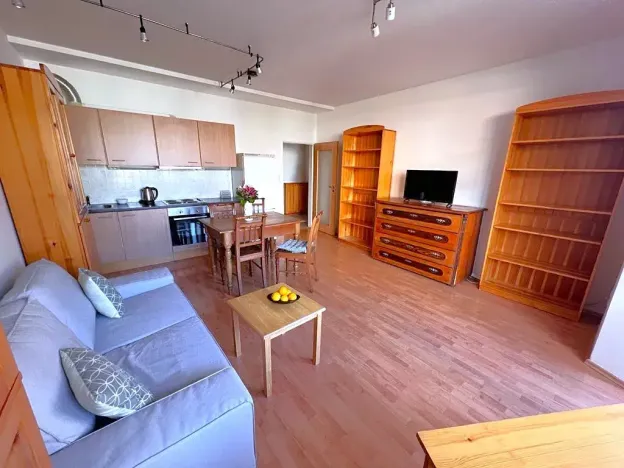 Pronájem bytu 2+kk, Praha - Vysočany, Poděbradská, 51 m2