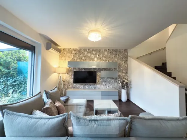 Pronájem rodinného domu, Praha - Dolní Měcholupy, Diblíkova, 102 m2