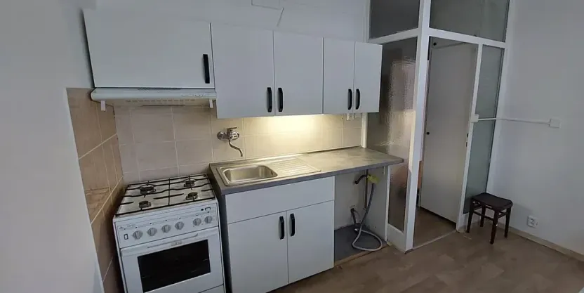 Pronájem bytu 1+1, Uherské Hradiště, Štěpnická, 33 m2