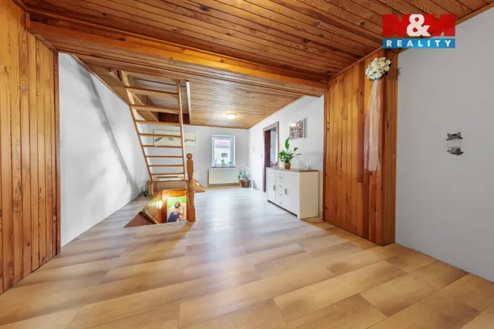 Prodej rodinného domu, Klášterec nad Ohří - Klášterecká Jeseň, 265 m2